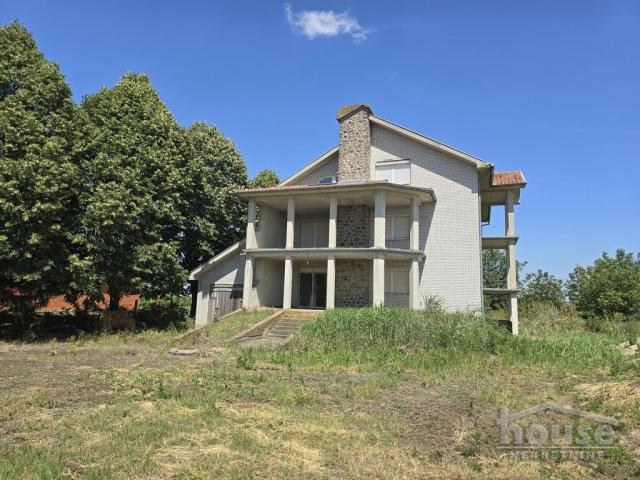 Kuća ČENEJ, ČENEJ, kv: 611, € 360000, ID: 3046283