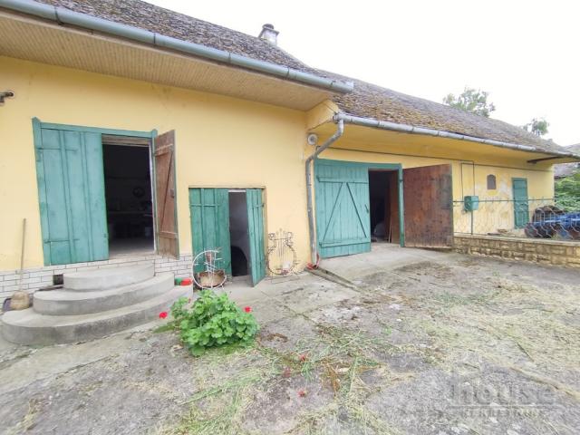 Kuća ČEREVIĆ, CENTAR, kv: 284, € 99500, ID: 3046287