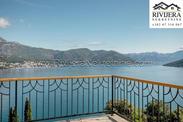 Luxury Villa with a panoramic view of the sea, Njivica, Herceg Novi