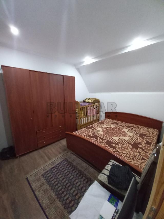 Kuća na Paliluli, 236 m2, na 10 ari placa