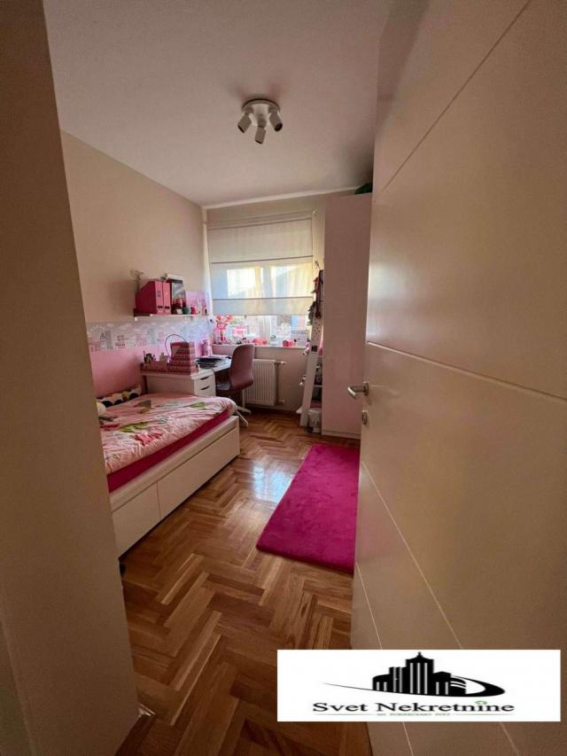 NOVI SAD - BULEVAR PATRIJARHA PAVLA - 95. 00 m2