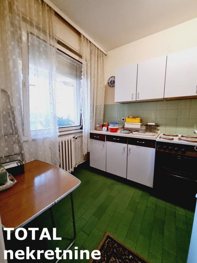 2. 5 Dvoiposoban stan NOVI SAD, 168000€