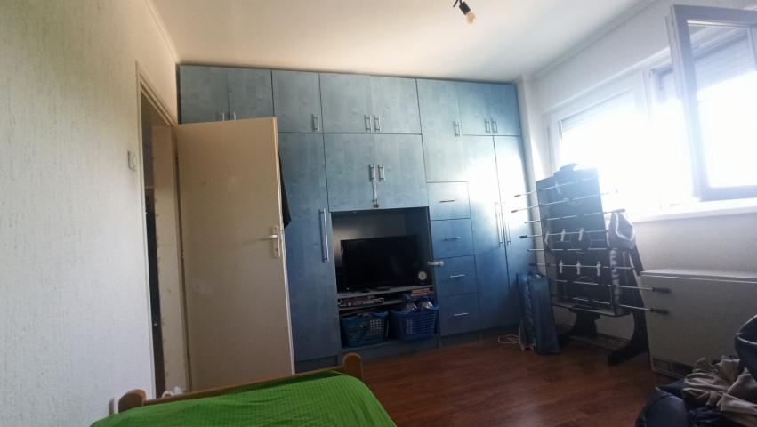 Two-room apartment, 58 square meters, Subotica, in an excellent location