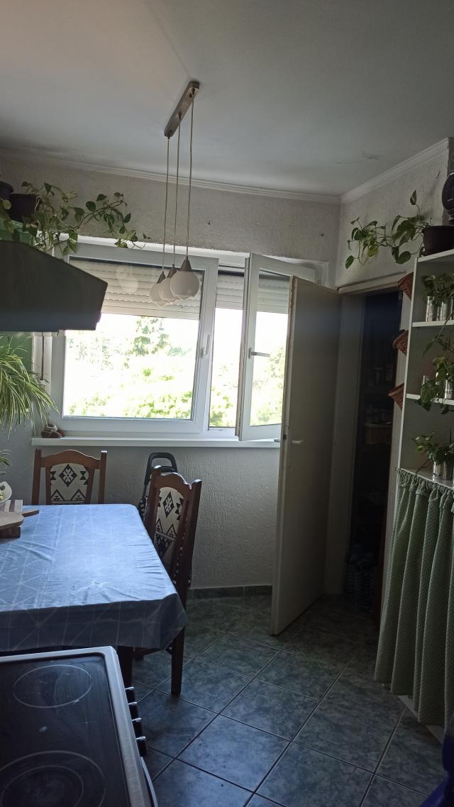 Two-room apartment, 58 square meters, Subotica, in an excellent location