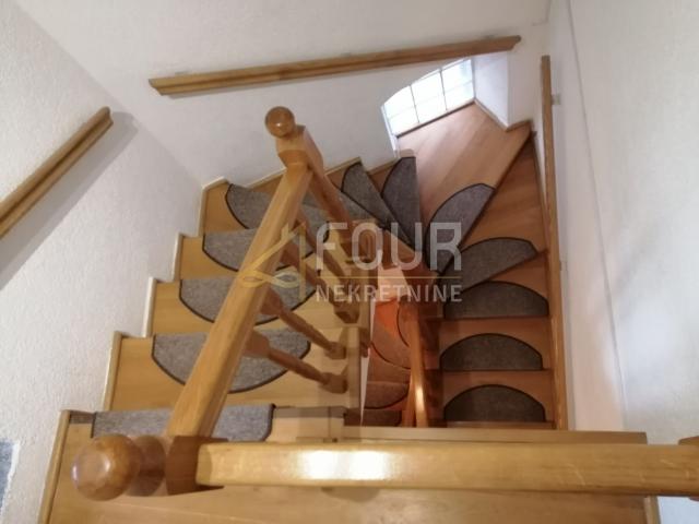 House Selce, Crikvenica, 180m2