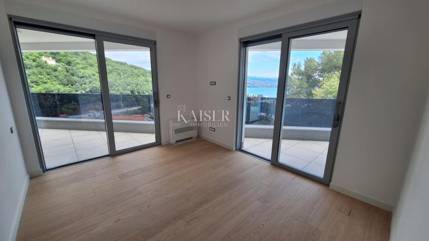 Flat Opatija - Centar, Opatija, 261,39m2