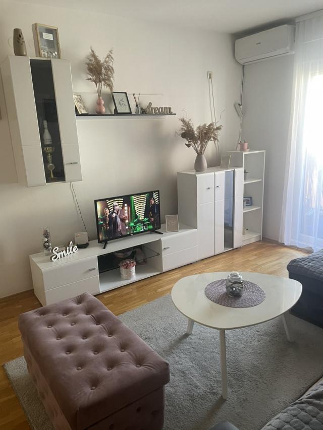 NOVI SAD - NOVA DETELINARA - 52. 00 m2