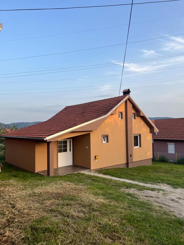 KUCA BRESNICA METINO BRDO NOVOGRADNJA 90M2