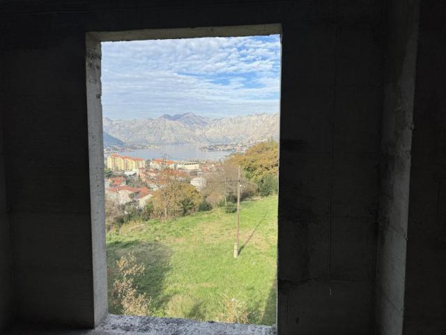 Three-bedroom apartment for sale-Kotor