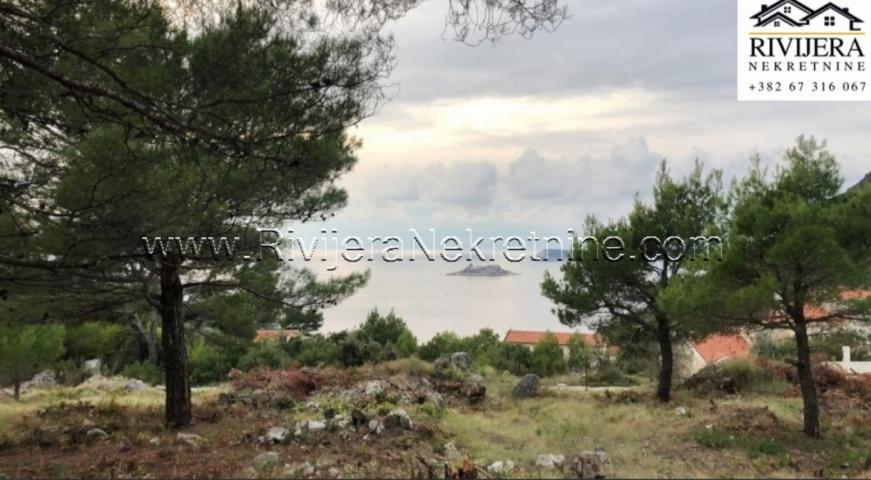 For sale plot with a beautiful sea view in Zanjice, Lustica