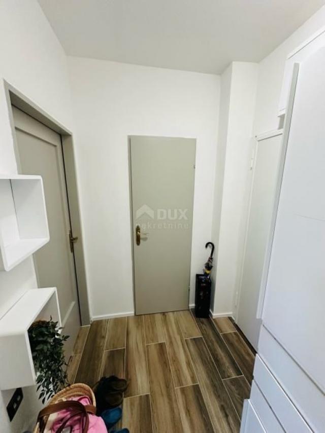 CRIKVENICA - newly renovated apartment in the very center