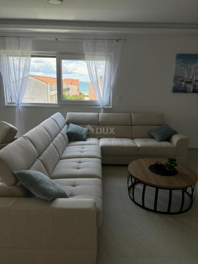 ZADAR, PRIVLAKA - Penthouse na 130m od mora