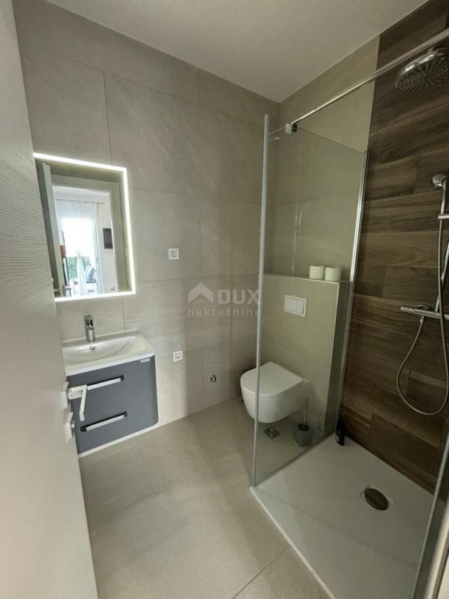 ZADAR, PRIVLAKA - Penthouse na 130m od mora