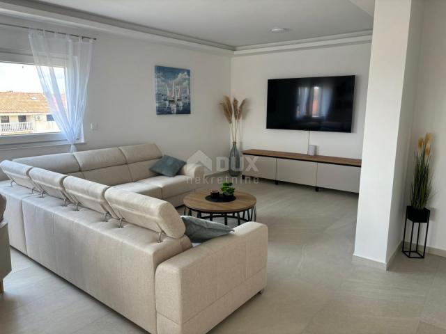 ZADAR, PRIVLAKA - Penthouse na 130m od mora