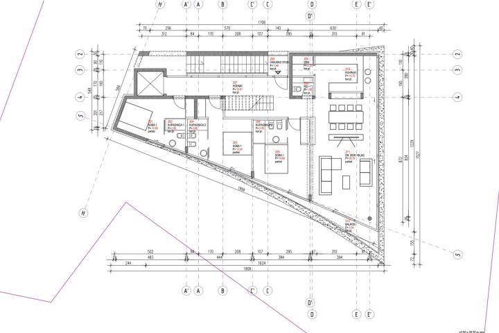 Lovran, građevinsko zemljište površine 778m2 za villu s tri stana, drugi red do mora