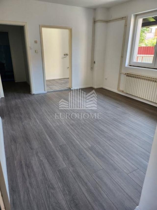 House Sesvetska sela, Sesvete, 200,56m2