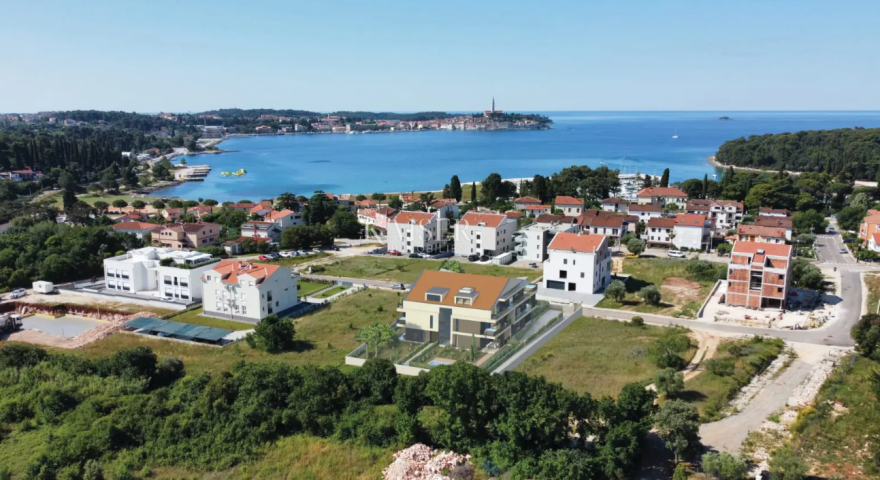 Istria - Rovinj, luxurious apartment on the first floor, sea view