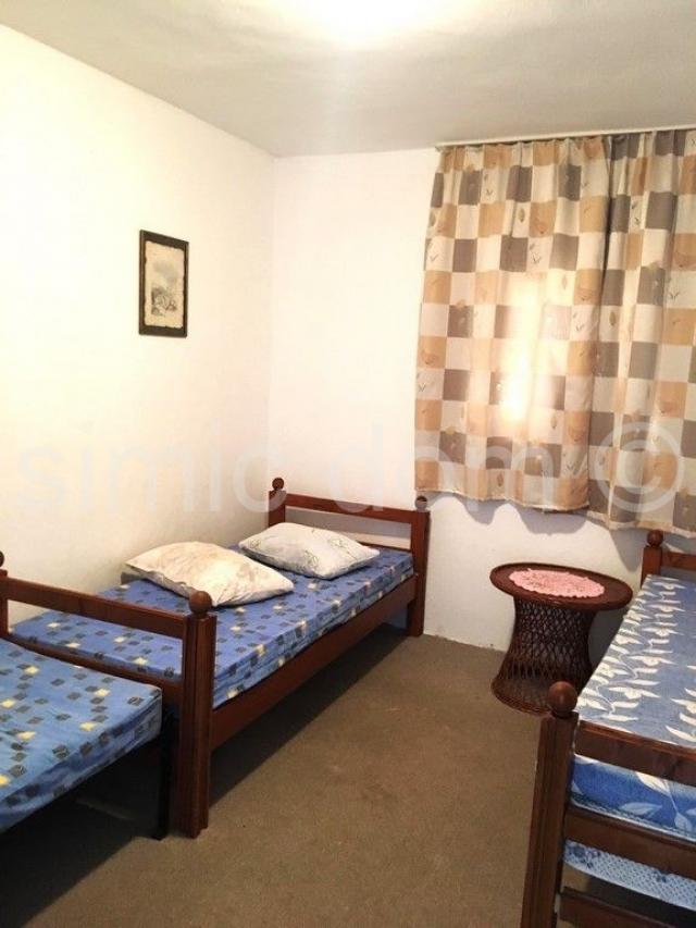 Apartmanska kuća na mirnoj lokaciji, Pelješac