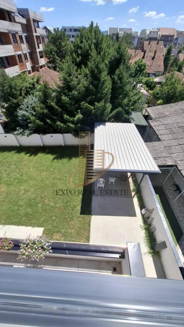 Za izdavanje  poslovni prostor od 170m2 - Telep