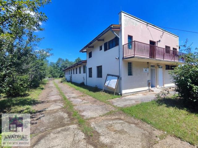 Poslovni prostor 302 m², Obrenovac, Vukićevica – 600 €