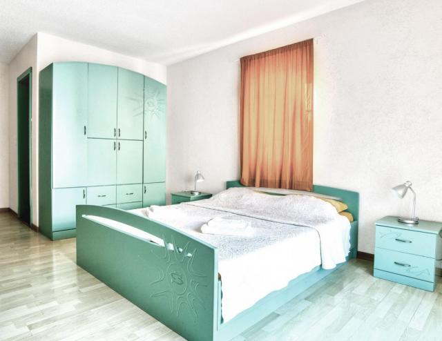 Mini hotel u centru Budve sa visokim prihodima i velikim potencijalom