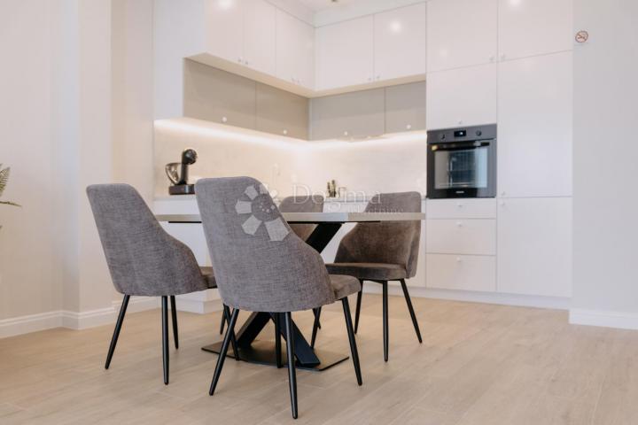 Wohnung Opatija - Centar, Opatija, 72,60m2