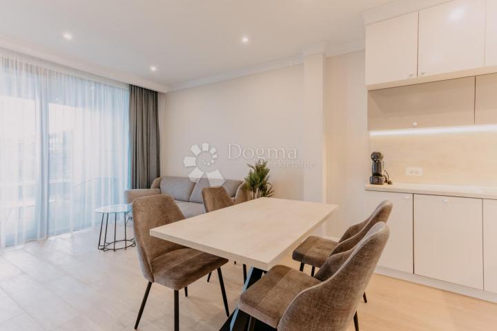 Wohnung Opatija - Centar, Opatija, 72,60m2