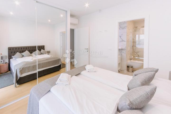 Wohnung Opatija - Centar, Opatija, 109,30m2