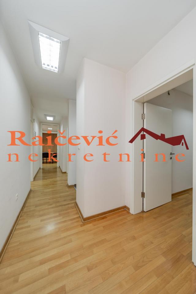 VOZDOVAC VOZDOVAC 122m2 , 2T , 244000e