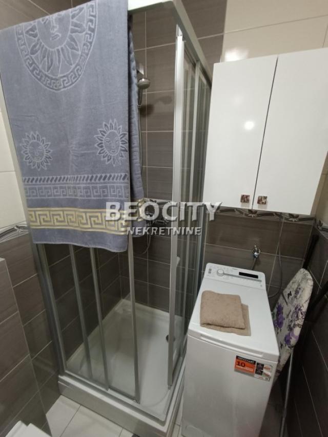 Novi Sad, Centar, Episkopa Visariona, 2. 0, 44m2, 600EUR