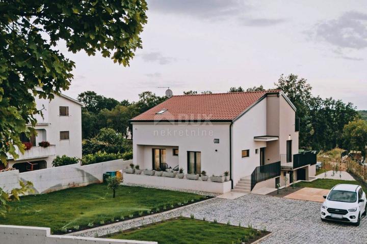 ISTRIA, TINJAN - House with swimming pool