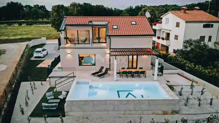 ISTRIA, TINJAN - House with swimming pool