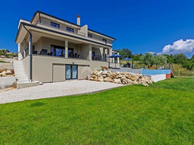 ISTRIA, BRTONIGLA - Villa with a panoramic view of the sea