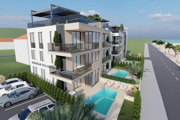 Zadar, Sukošan, predivan trosoban stan na prvom katu, prvi red uz more, NKP 87, 42 m2