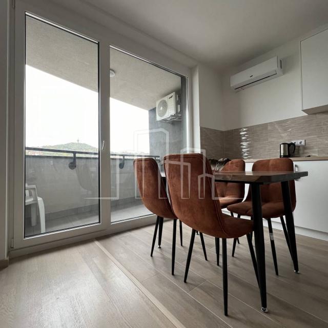 Three-room apartment for rent in Sarajevo Tower