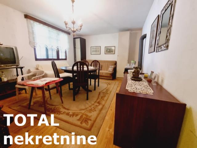 KUćA PETROVARADIN, 89000€