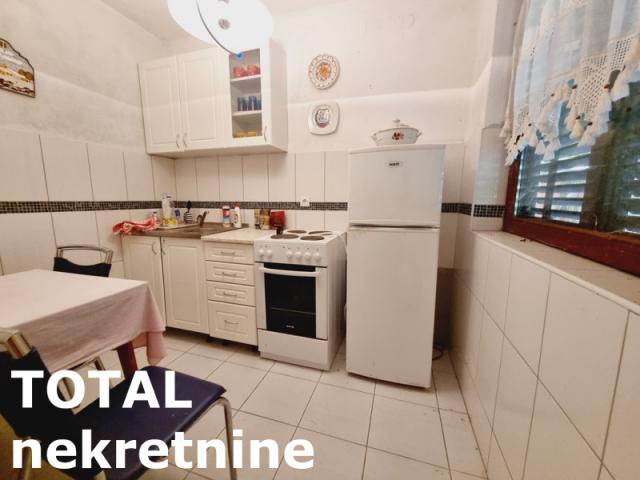 KUćA PETROVARADIN, 89000€