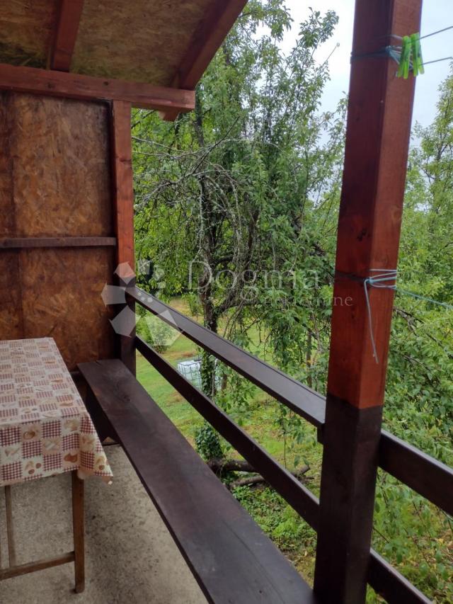 House Dugo Selo Lasinjsko, Gvozd, 122m2