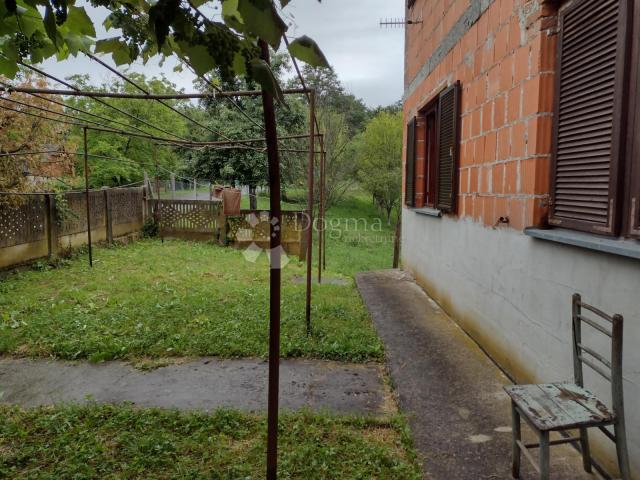 House Dugo Selo Lasinjsko, Gvozd, 122m2