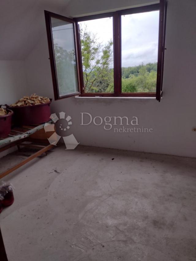 House Dugo Selo Lasinjsko, Gvozd, 122m2