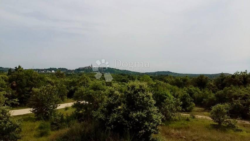 LAND FOR INVESTMENT IN BUJA WITH A PROJECT FOR 5 VILLAS WITH A VIEW