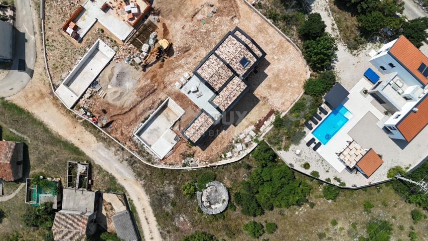 ISLAND OF KRK, inland - Luxury house with pool under construction