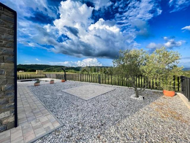 ISTRIA, GROŽNJAN - Modern new building with a panoramic view