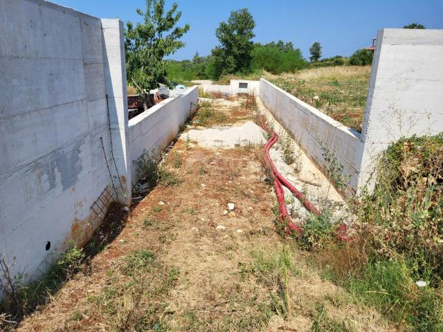 ISTRIA, VIŠNJAN - Building plot with project, sea view