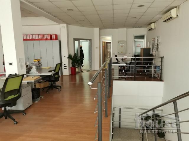 Izdavanje NOVI SAD, NOVO NASELJE, kv: 400, € 3200, ID: 9113010