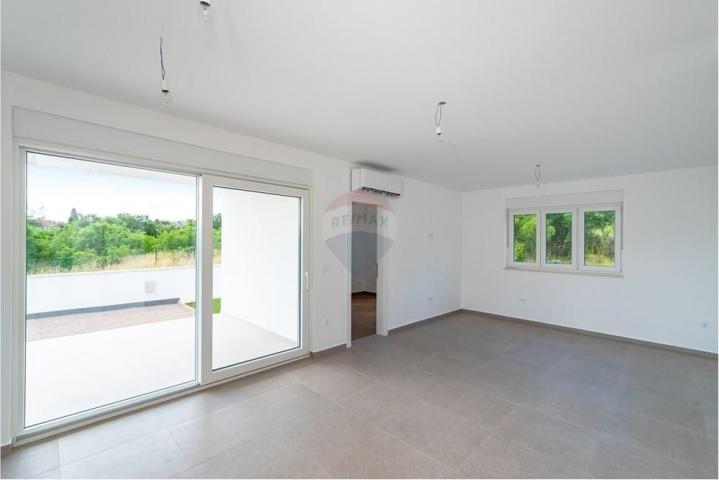 Apartment Posedarje, 89m2