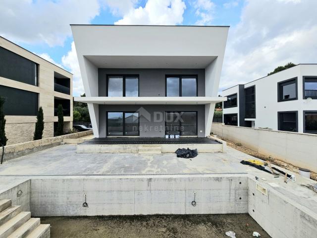 ISTRIEN, MEDULIN - Moderne Villa mit Panoramablick auf das Meer