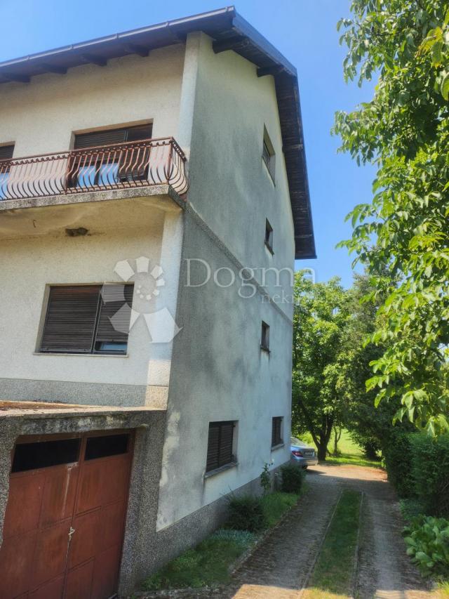 House Pregrada, 448m2