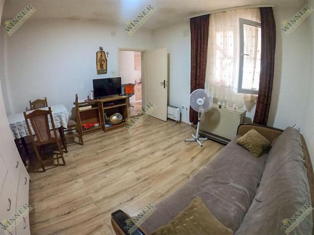 Prodaja Stan Zemun polje 32m2, 1. 5, uknjizeno, renovirano ID#1328