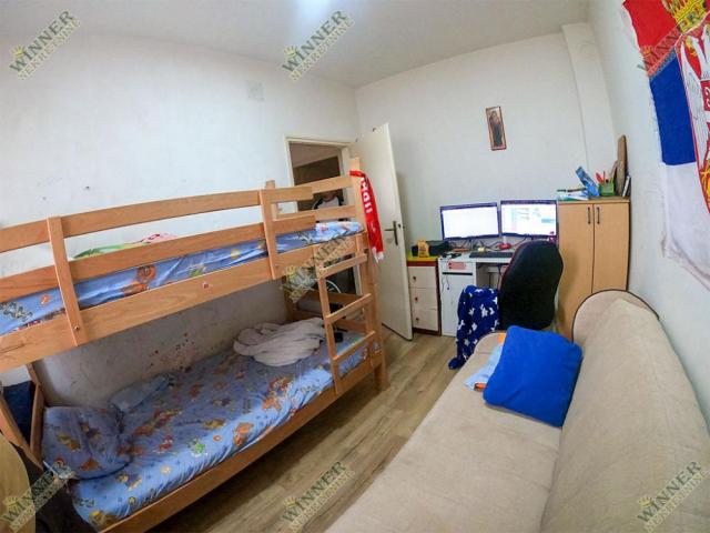 Prodaja Stan Zemun polje 32m2, 1. 5, uknjizeno, renovirano ID#1328